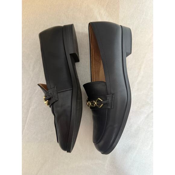 Natrualizer Loafer Low Heal Black Leather Gold Tone Chain Accent Slip On 6.5 - Picture 5 of 10